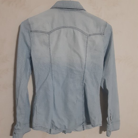 Guess Women's Western Pearl Snap Button Long Sleeve Button Up Shirt Size S - Picture 3 of 7